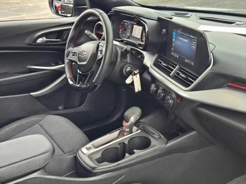 2025 Chevrolet Trax FWD 1RS