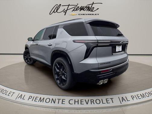 Sterling Gray Metallic 2026 Chevrolet Traverse RS