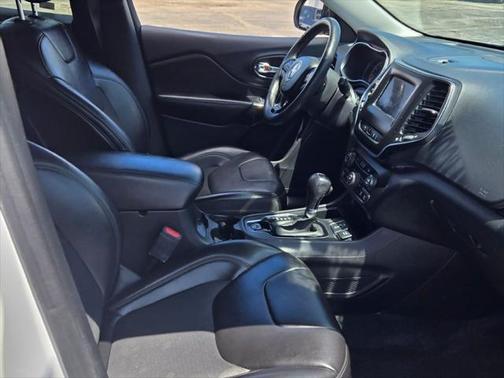 2021 Jeep Cherokee Altitude