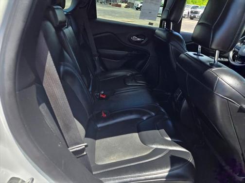 2021 Jeep Cherokee Altitude