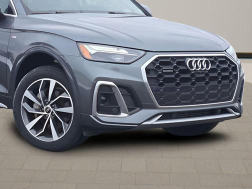 2023 Audi Q5 45 S line Premium Plus