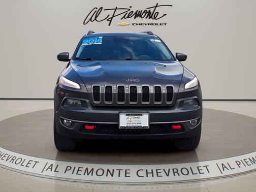 Brilliant Black Crystal Pearlcoat 2014 Jeep Cherokee Trailhawk