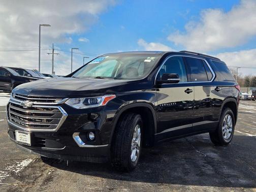 2020 Chevrolet Traverse LT Cloth