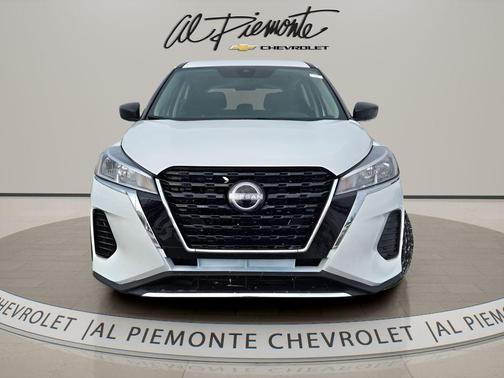 Fresh Powder 2023 Nissan Kicks S