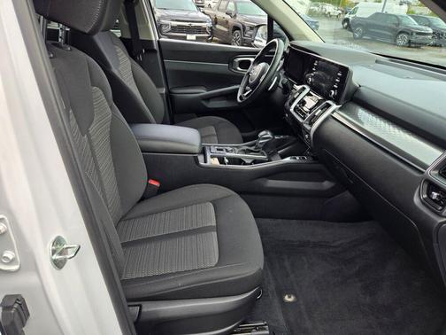 2023 Kia Sorento EX
