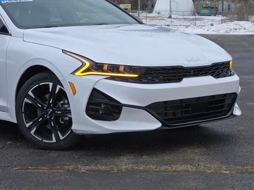 2023 Kia K5 GT-Line