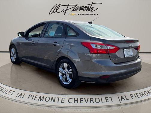 Sterling Gray Metallic 2014 Ford Focus SE