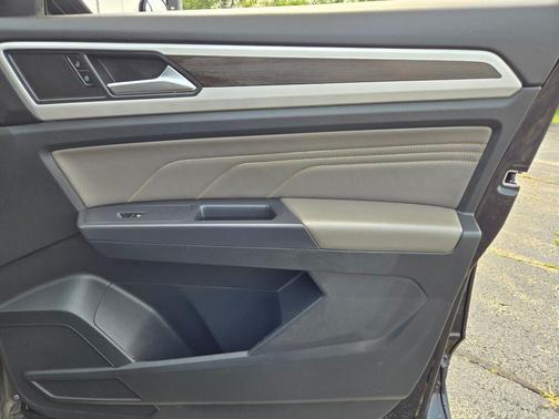 2021 Volkswagen Atlas 2.0T SE w/Technology