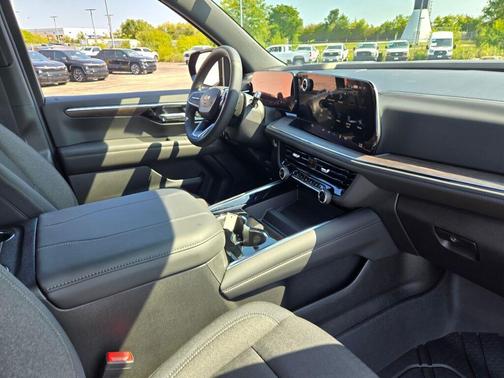 2025 Chevrolet Tahoe LS