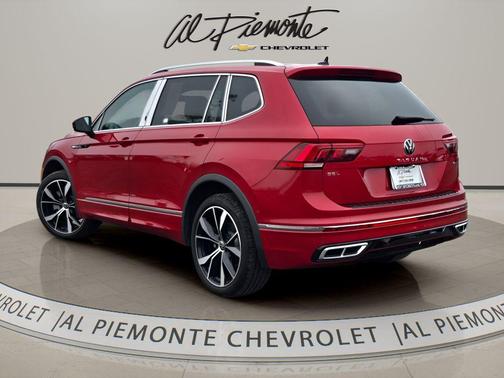 2024 Volkswagen Tiguan 2.0T SEL R-Line 4MOTION