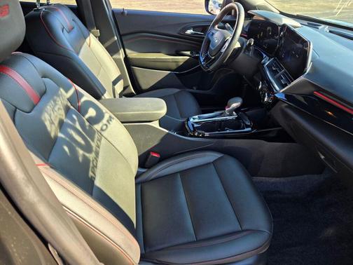 2025 Chevrolet Trax FWD 2RS