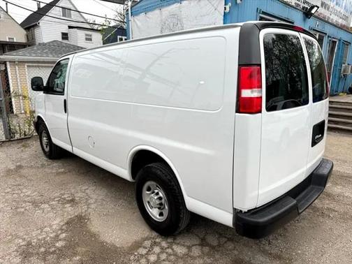 2018 Chevrolet Express 2500 Work Van