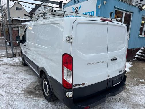 2018 Ford Transit-150 Base