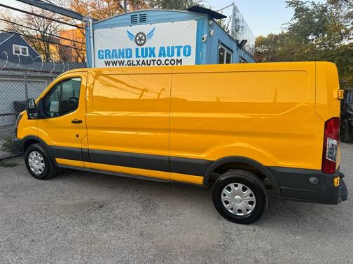 2015 Ford Transit-250 Base