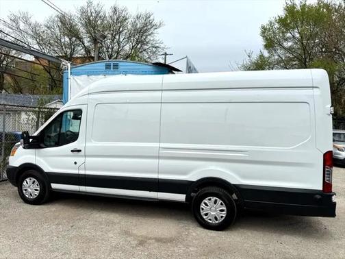 2018 Ford Transit-250 Base