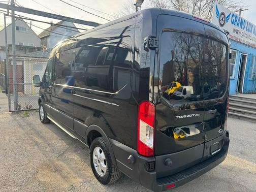 2017 Ford Transit-250 Base