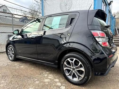 2019 Chevrolet Sonic LT