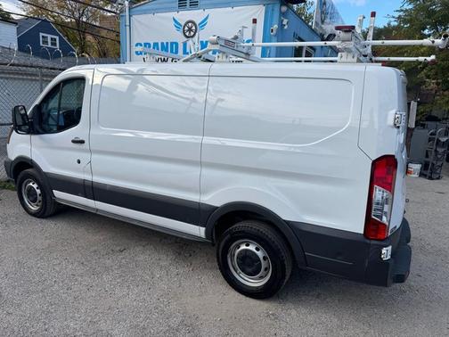 2018 Ford Transit-250 Base