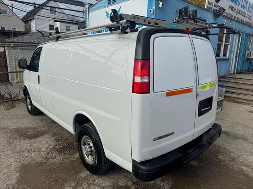 2019 Chevrolet Express 2500 Work Van