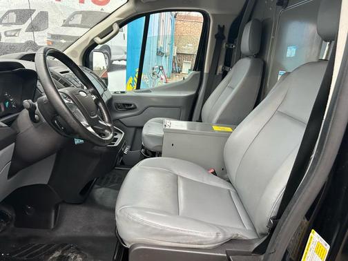 2017 Ford Transit-150 Base