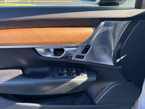 2019 Volvo S90 T6 Inscription