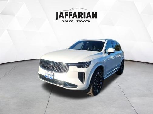 2026 Volvo XC90 B6 Plus 7-Seater