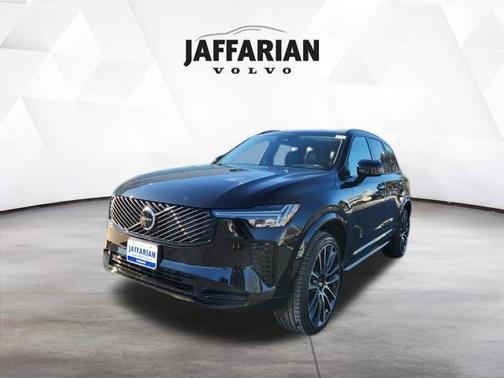 2026 Volvo XC90 B6 Ultra Dark Theme 7-Seater
