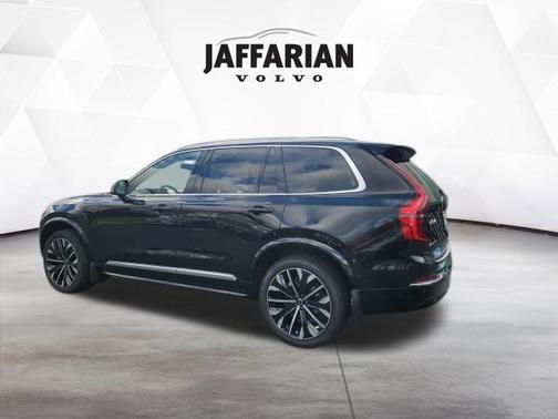 2026 Volvo XC90 B6 Ultra 6-Seater
