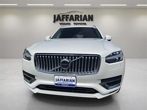 2024 Volvo XC90 Recharge Plug-In Hybrid T8 Plus Bright Theme 7 Passenger