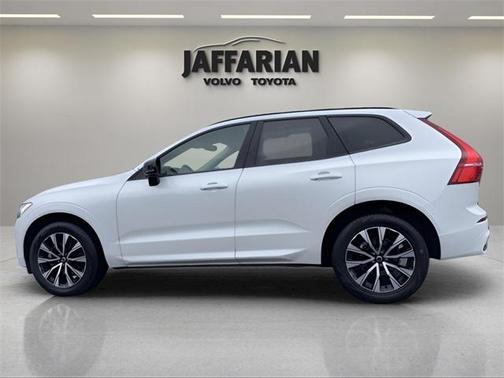 2024 Volvo XC60 B5 Core