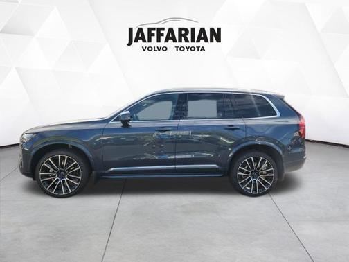 2026 Volvo XC90 B6 Plus 6-Seater