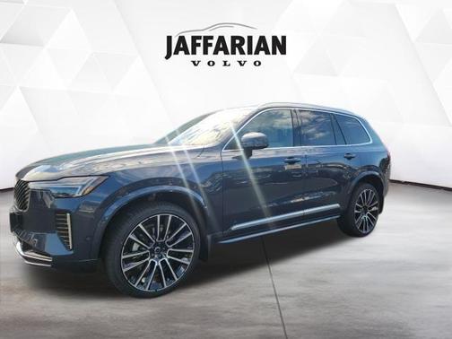 2026 Volvo XC90 B6 Plus 6-Seater