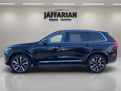 2024 Volvo XC90 Recharge Plug-In Hybrid T8 Ultimate 6-Seater