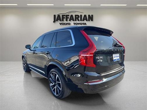 2024 Volvo XC90 Recharge Plug-In Hybrid T8 Ultimate 6-Seater