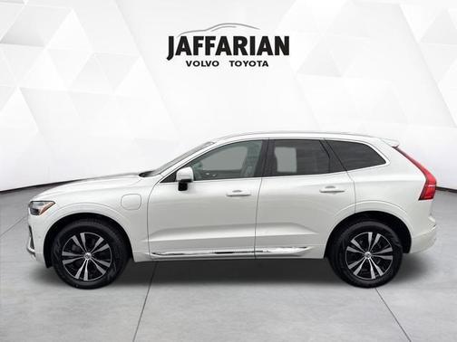 2022 Volvo XC60 Recharge Plug-In Hybrid T8 Inscription Expression Extended Range