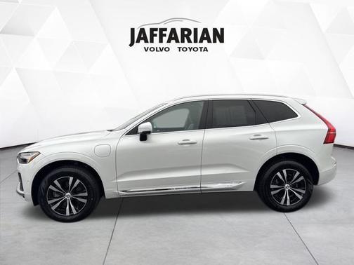 2022 Volvo XC60 Recharge Plug-In Hybrid T8 Inscription Expression Extended Range
