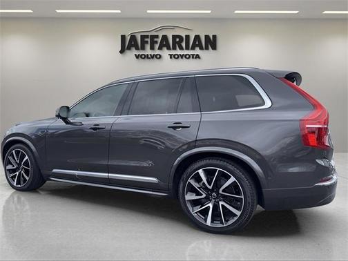 2024 Volvo XC90 B6 Ultimate Bright Theme 7-Seater