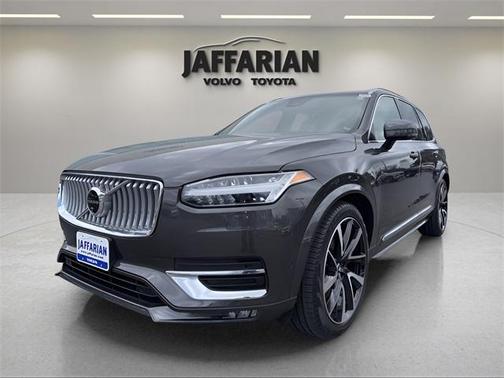 2024 Volvo XC90 B6 Ultimate Bright Theme 7-Seater