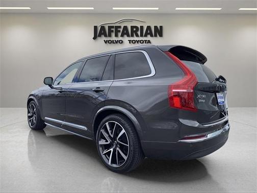 2024 Volvo XC90 B6 Ultimate Bright Theme 7-Seater