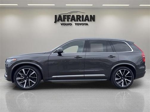 2024 Volvo XC90 B6 Ultimate Bright Theme 7-Seater
