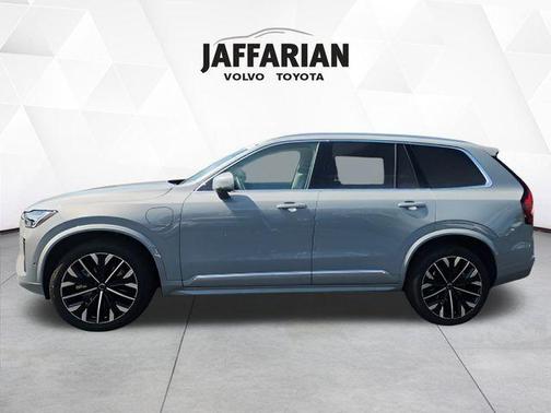 2026 Volvo XC90 Plug-In Hybrid T8 Ultra 7-Seater