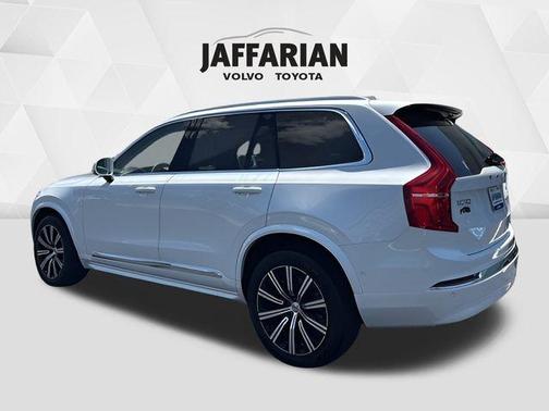 2023 Volvo XC90 B6 Plus 7-Seater