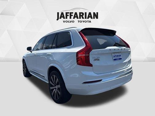 2023 Volvo XC90 B6 Plus 7-Seater