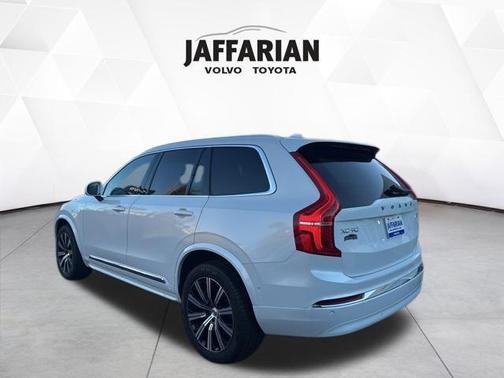 2023 Volvo XC90 B6 Plus 7-Seater