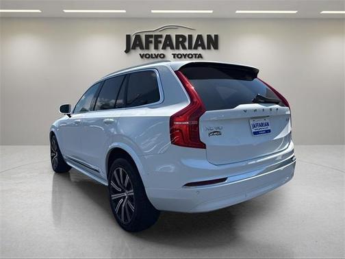 2023 Volvo XC90 B6 Plus 7-Seater