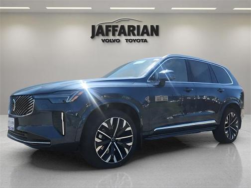 2025 Volvo XC90 B6 Ultra