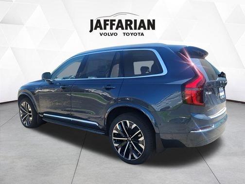 2025 Volvo XC90 B6 Ultra