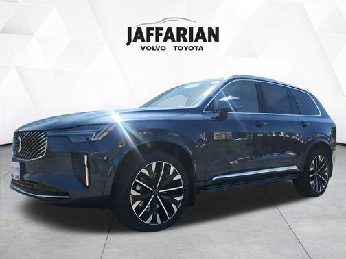 2025 Volvo XC90 B6 Ultra
