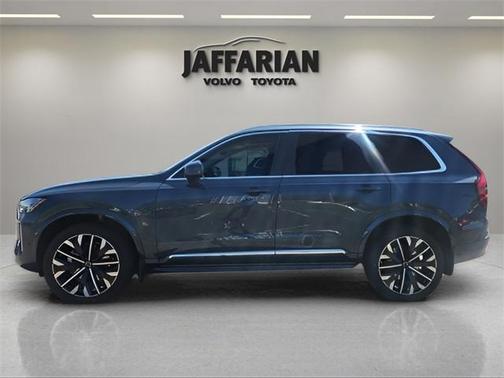 2025 Volvo XC90 B6 Ultra
