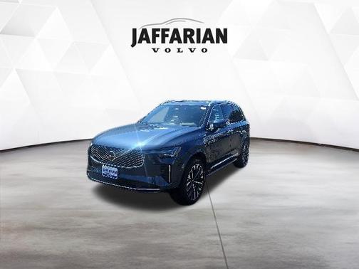 Denim Blue Metallic 2026 Volvo XC90 B6 Plus 6-Seater